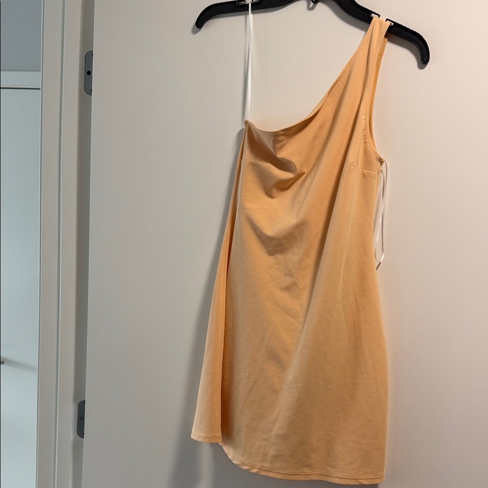 Abercrombie & Fitch One-Shoulder travelers dress